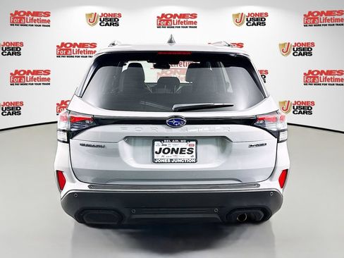 Used 2025 Subaru Forester Touring AWD/4WD image 18