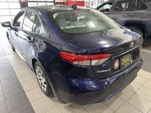Used 2020 Toyota Corolla LE image 6