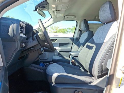 New 2025 Ford Maverick XLT w/ XLT Luxury Package image 9