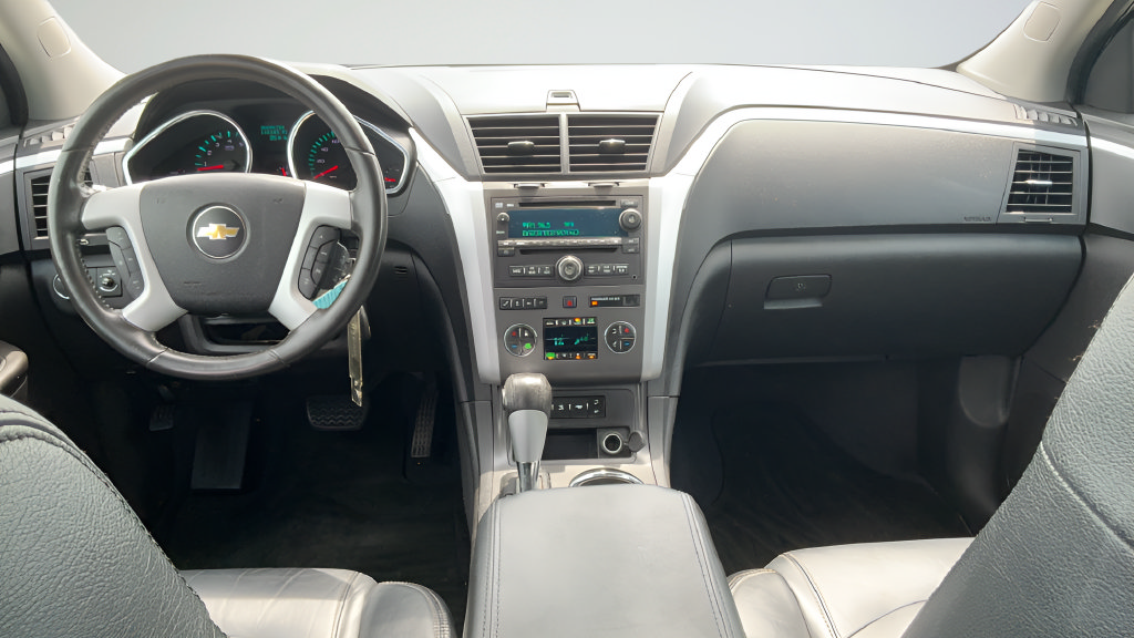 Used 2011 Chevrolet Traverse LT w/ Personal Connectivity Package FWD image 7