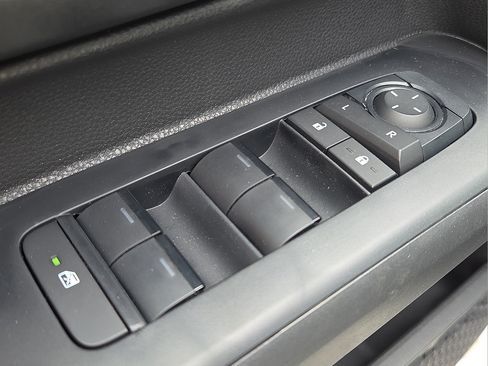 New 2026 Toyota Tacoma SR5 AWD/4WD image 18