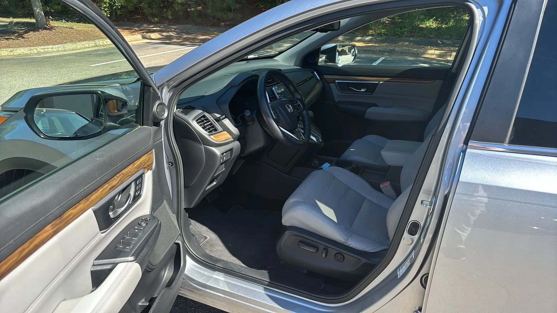 Used 2019 Honda CR-V EX-L image 17