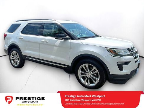 Used 2018 Ford Explorer XLT w/ Equipment Group 202A AWD/4WD image 1