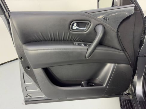 Used 2023 Nissan Armada SL w/ Midnight Edition Package image 45