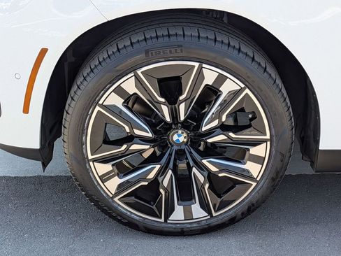 Certified 2025 BMW X3 xDrive30 w/ M Sport Package AWD/4WD image 29