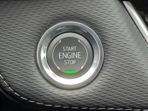 New 2026 Chevrolet Equinox LT FWD image 27