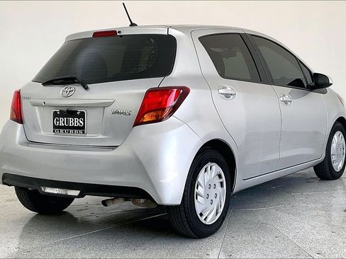 Used 2016 Toyota Yaris L image 15