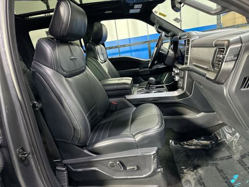 Used 2022 Ford F150 Platinum w/ Equipment Group 701A High image 38