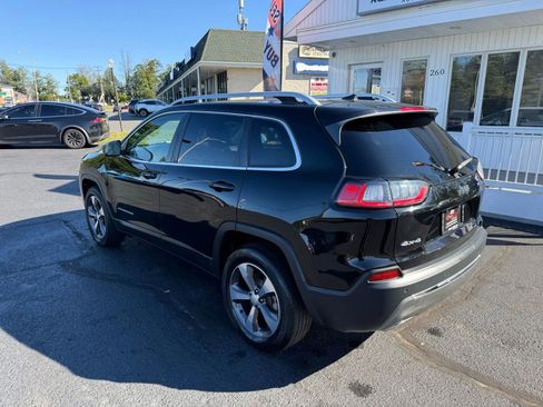 Used 2019 Jeep Cherokee Limited image 9