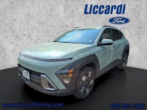 Used 2024 Hyundai Kona SEL AWD/4WD image 2