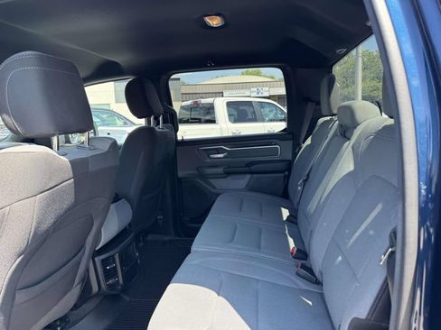 Used 2022 RAM 1500 Big Horn AWD/4WD image 11
