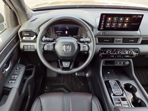 New 2026 Honda Pilot Black Edition image 15