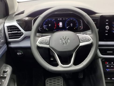 New 2025 Volkswagen Taos SEL image 34