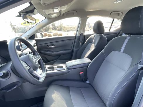Used 2024 Nissan Sentra SV FWD image 18