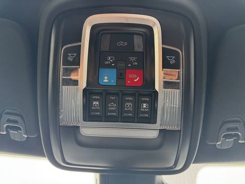 New 2026 RAM 1500 Laramie AWD/4WD image 39