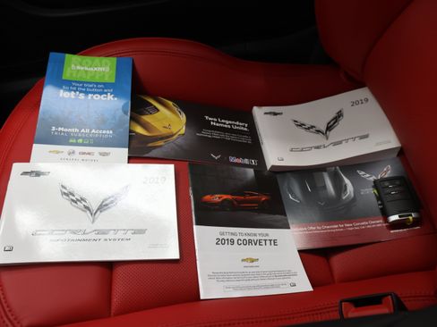 Used 2019 Chevrolet Corvette Stingray Coupe w/ Carbon Flash Badge Package RWD image 54