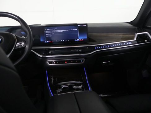 Used 2024 BMW X5 xDrive40i w/ Premium Package image 39