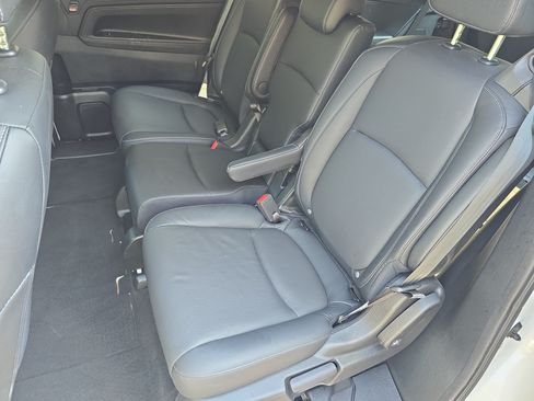 Certified 2024 Honda Odyssey EX-L image 15