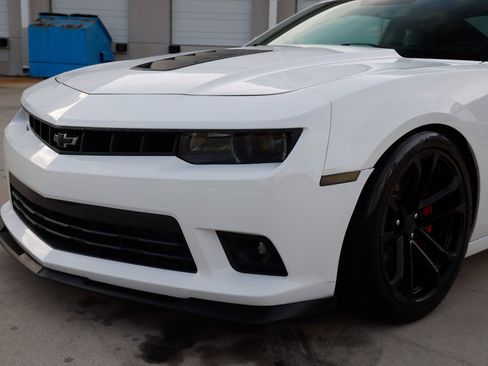 Used 2015 Chevrolet Camaro SS w/ SS Performance Package image 35
