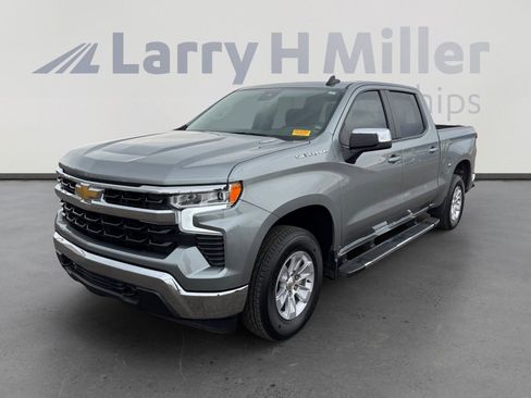 Used 2025 Chevrolet Silverado 1500 LT image 1