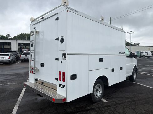 New 2026 Chevrolet Express 3500 w/ Power Convenience Package RWD image 5