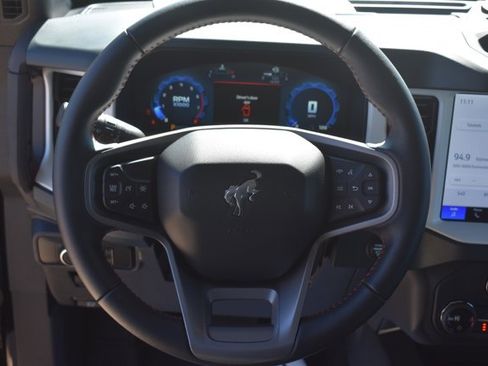 Used 2025 Ford Bronco Heritage Edition image 17