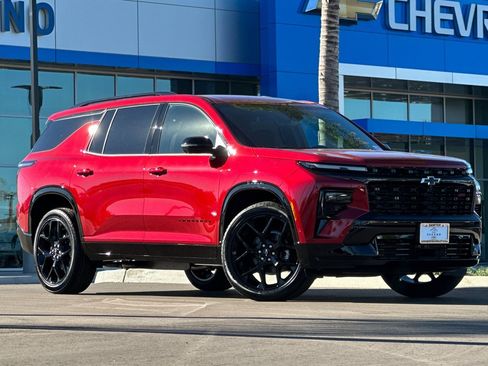 New 2026 Chevrolet Traverse RS w/ LPO, Illumination Package image 2