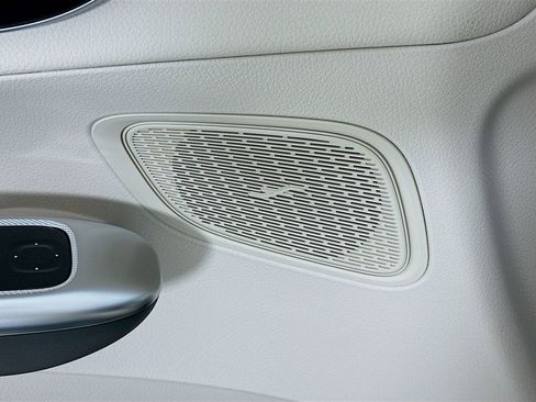 New 2026 Mercedes-Benz GLC 300 image 19