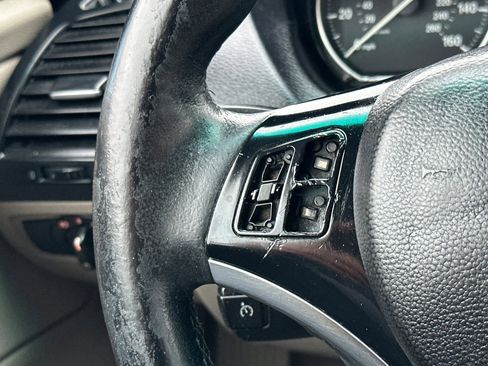 Used 2009 BMW 128i Convertible image 23