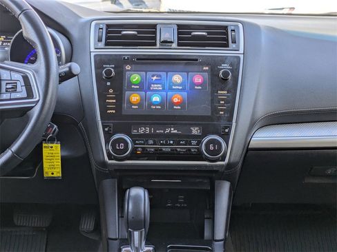 Used 2019 Subaru Outback 2.5i Premium image 20