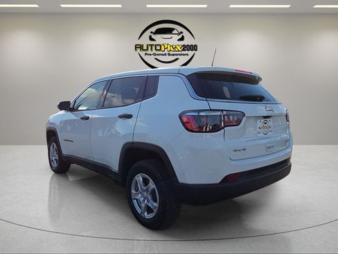 Used 2022 Jeep Compass Sport AWD/4WD image 5