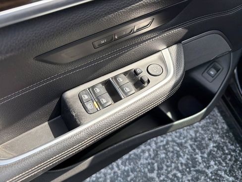 Used 2018 BMW 640i Gran Turismo xDrive w/ M Sport Package AWD/4WD image 29