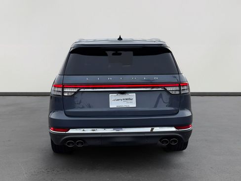 Used 2021 Lincoln Aviator Reserve w/ Equipment Group 202A image 4