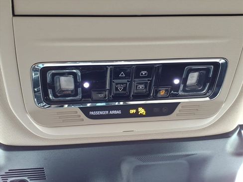 Used 2023 Lincoln Corsair AWD w/ Equipment Group 101A image 18