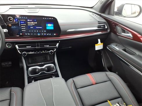 New 2026 Chevrolet Traverse RS w/ LPO, Floor Liner Package image 15