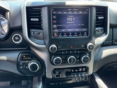 Used 2019 RAM 1500 Big Horn AWD/4WD image 17