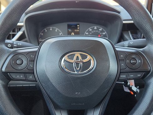 Used 2024 Toyota Corolla LE image 11