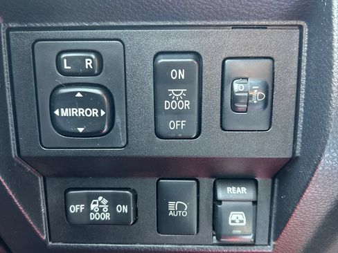 Used 2019 Toyota Tundra SR5 w/ TRD Sport Package AWD/4WD image 39