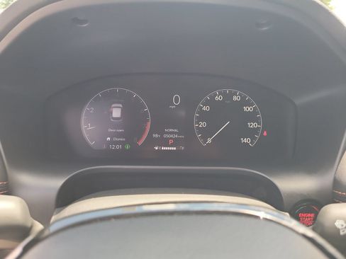 Used 2024 Honda HR-V Sport image 15