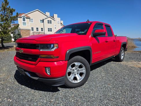 Used 2016 Chevrolet Silverado 1500 LT w/ All Star Edition image 2