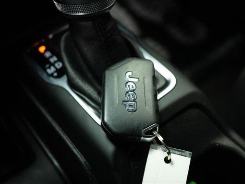 Used 2020 Jeep Gladiator Sport w/ Quick Order Package 24S image 22