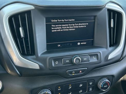 Used 2024 GMC Terrain SLE FWD image 13