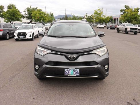Used 2016 Toyota RAV4 Limited AWD/4WD image 2