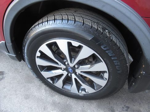 Used 2017 Subaru Outback 2.5i Limited AWD/4WD image 15