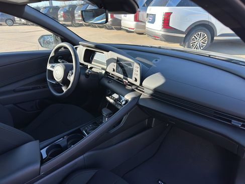 New 2026 Hyundai Elantra SEL Sport Premium image 29