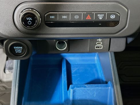 Used 2025 Ford Maverick XLT FWD image 23