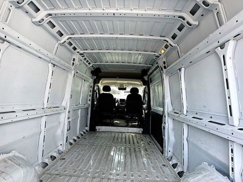 Used 2023 RAM ProMaster 3500 FWD image 9