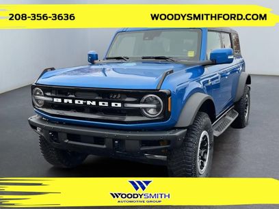 New 2024 Ford Bronco Outer Banks w/ Sasquatch Package