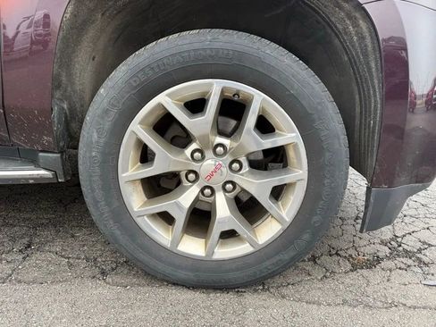 Used 2017 GMC Yukon SLE w/ SLE Value Package image 10