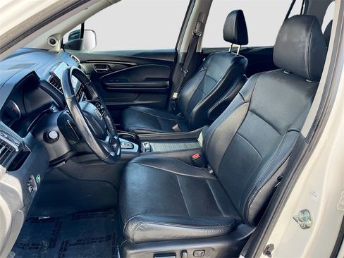 Used 2020 Honda Pilot Elite image 22